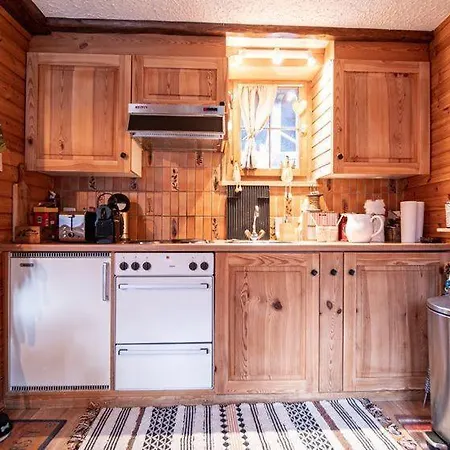 Chalet Bella Vouarda. Cosy Traditional Alpine *