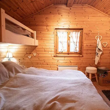 Bella Vouarda. Cosy Traditional Alpine Ayer